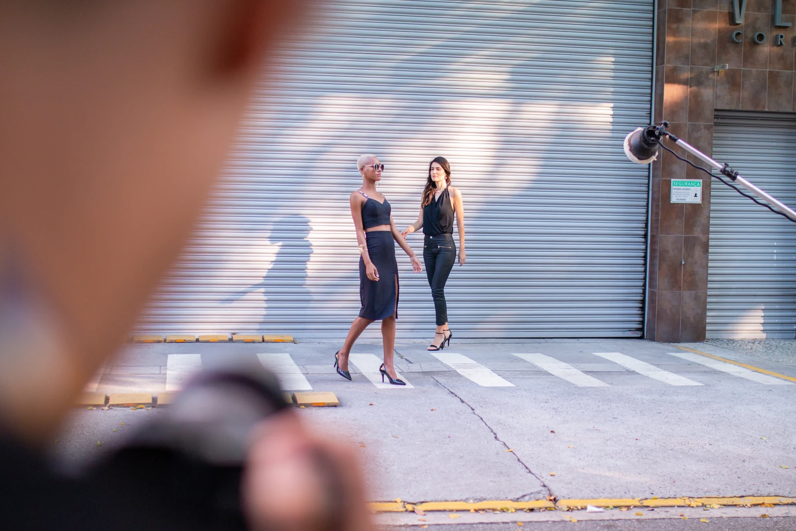 Bastidores do fashion film da Leader