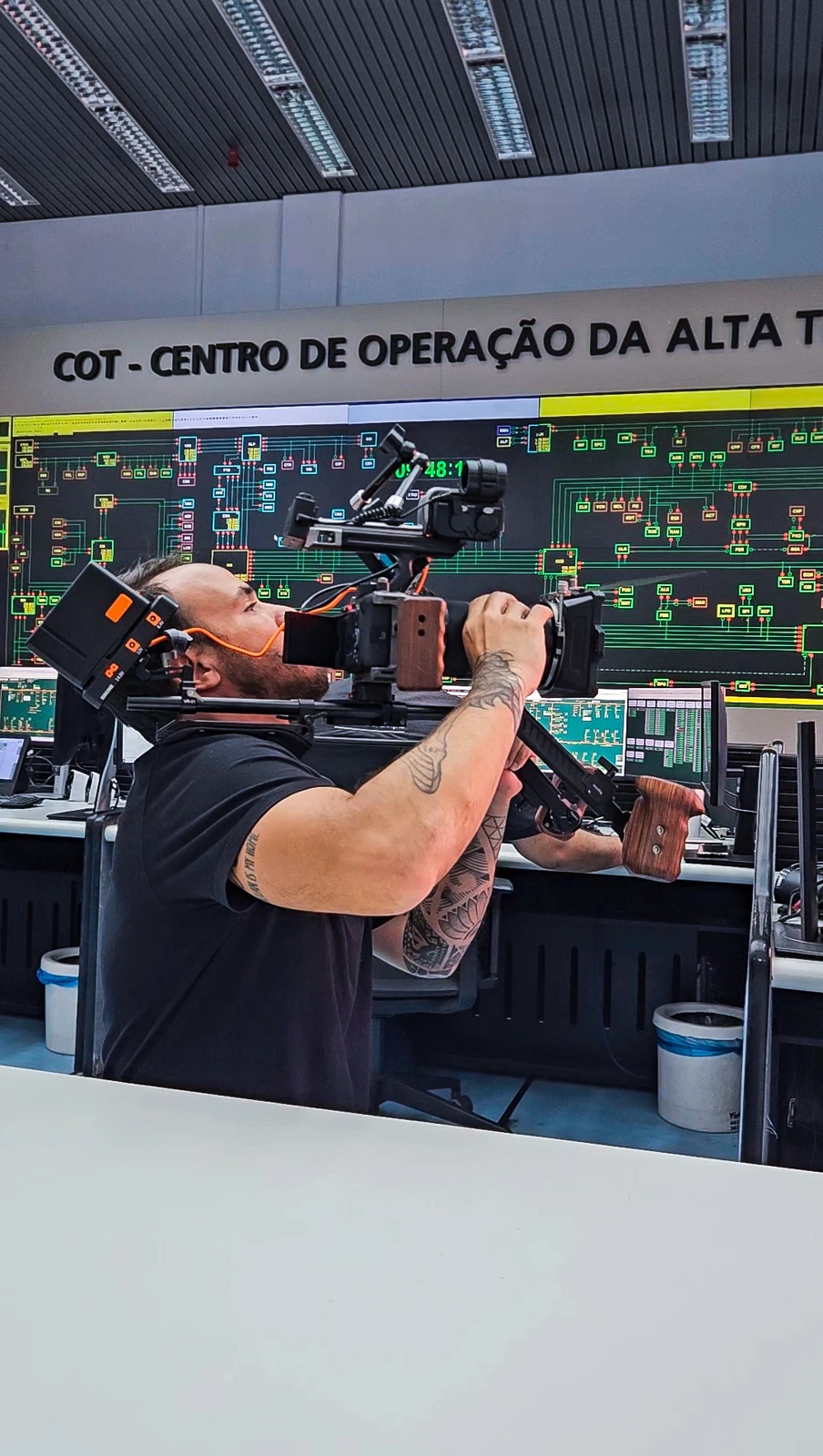 Cinegrafista da Dom Pedro durante a captação